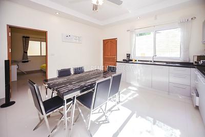 RAW19234: New Stylish 3 Bedroom Villa in Rawai-Nai Harn. Photo #5