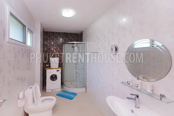 RAW19235: Modern 3 Bedroom Pool Villa in Rawai. Photo #9