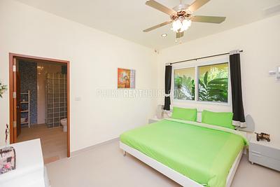 RAW19235: Modern 3 Bedroom Pool Villa in Rawai. Photo #12