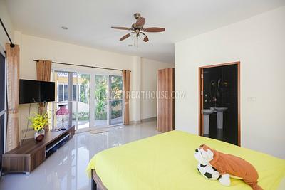 RAW19235: Modern 3 Bedroom Pool Villa in Rawai. Photo #17