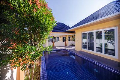 RAW19235: Modern 3 Bedroom Pool Villa in Rawai. Photo #27