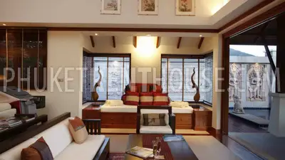 PAT19245: Tropical 3 Bedroom Pool Villa overlook amazing Patong city. Photo #7