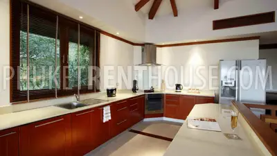 PAT19245: Tropical 3 Bedroom Pool Villa overlook amazing Patong city. Photo #14