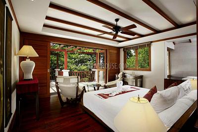 PAT19245: Tropical 3 Bedroom Pool Villa overlook amazing Patong city. Photo #29