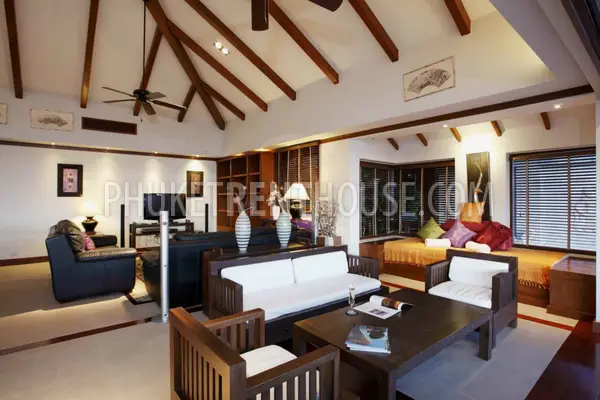 PAT19248: 3 Bedroom Villa in luxury Patong Residence. Photo #11