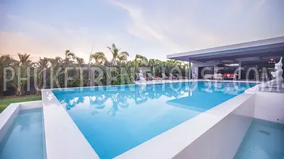 RAW19251: 5 Bedroom Pool Villa close to Nai Harn beach. Fotoğraf #4