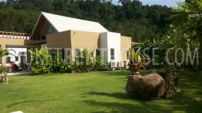 NAT19261: 3 Bedroom Pool Villa close to Naithon Beach. Photo #1