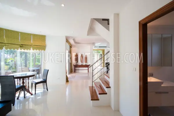KAT18915: Luxury 4 Bedroom Villa in Kata. Photo #13