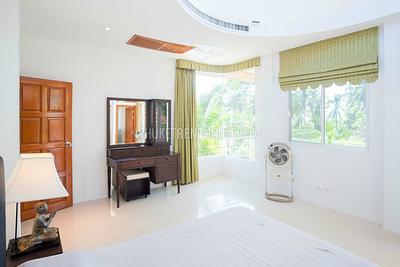 KAT18915: Luxury 4 Bedroom Villa in Kata. Photo #30