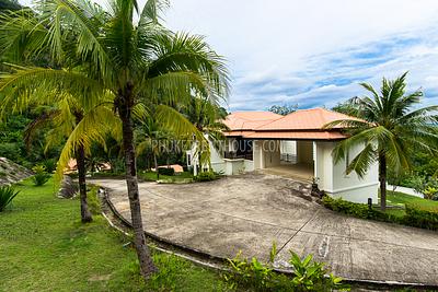 CHA18928: 4 Bedroom Seaview Villa in Chalong Area. Photo #1