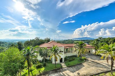 CHA18928: 4 Bedroom Seaview Villa in Chalong Area. Photo #42