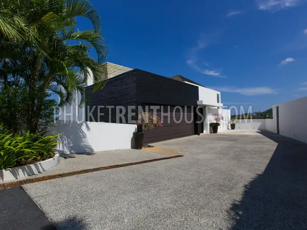 SUR18943: Heavenly 4-Bedroom Villa with generous Sea View in Surin. 照片 #15