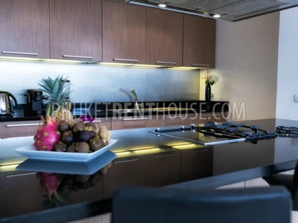 SUR18943: Heavenly 4-Bedroom Villa with generous Sea View in Surin. 照片 #6