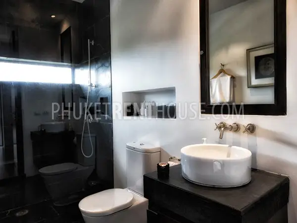 SUR18943: Heavenly 4-Bedroom Villa with generous Sea View in Surin. 照片 #20