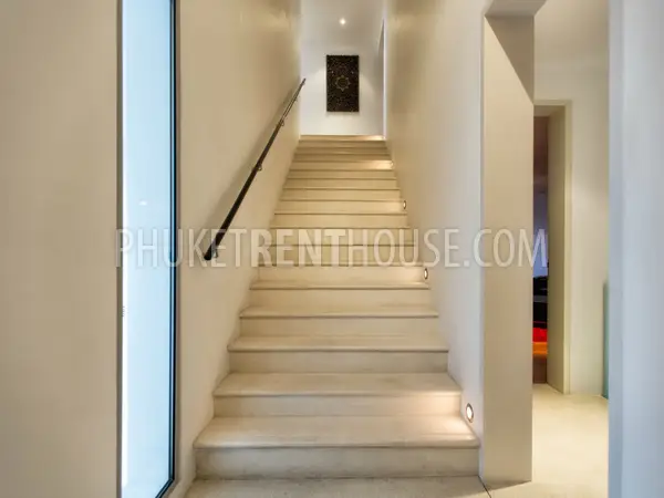 SUR18943: Heavenly 4-Bedroom Villa with generous Sea View in Surin. 照片 #17