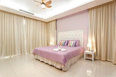 KAM18969: Charming 5 Bedroom Villa in the quiet neighborhood of Kamala. Photo #18