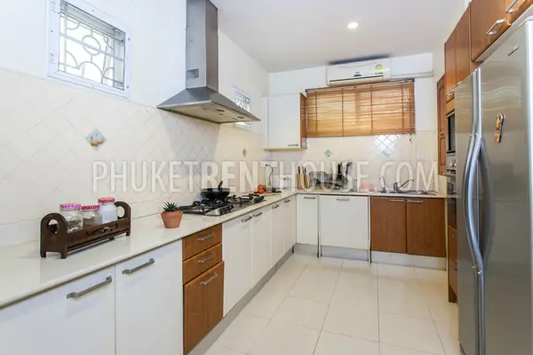 KAT18985: 3 Bedroom Pool Villa with Seaview in Kata. Photo #4