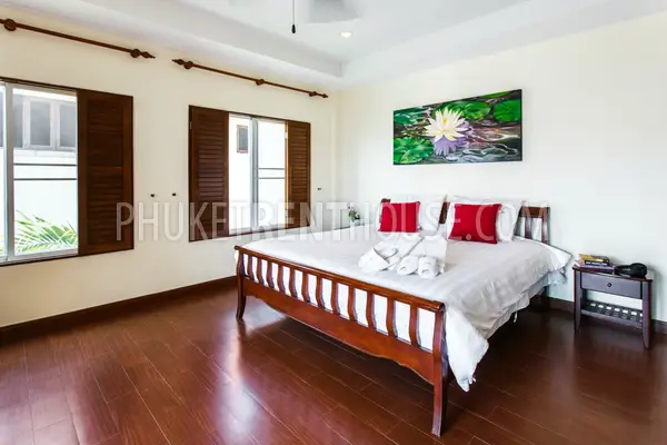 KAT18985: 3 Bedroom Pool Villa with Seaview in Kata. Photo #5