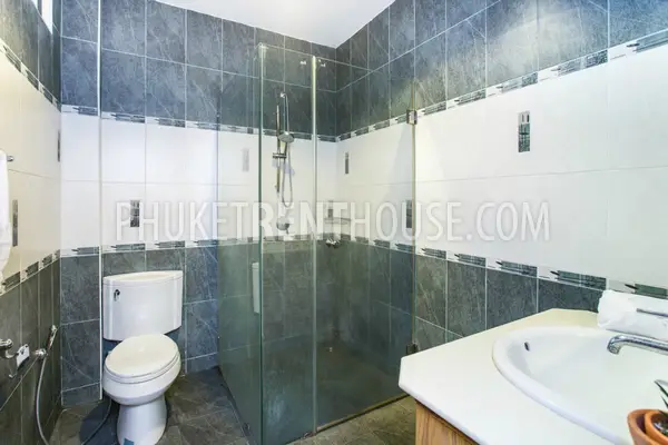 KAT18985: 3 Bedroom Pool Villa with Seaview in Kata. Photo #10