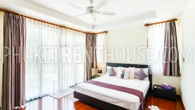 SUR18989: 3 Bedroom Pool Villa in Surin, walk to beach. Photo #6