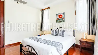 SUR18989: 3 Bedroom Pool Villa in Surin, walk to beach. Photo #9