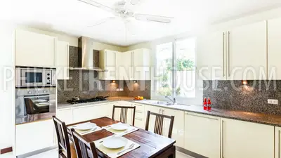 SUR18989: 3 Bedroom Pool Villa in Surin, walk to beach. Photo #17
