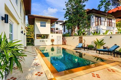 SUR18989: 3 Bedroom Pool Villa in Surin, walk to beach. Photo #27