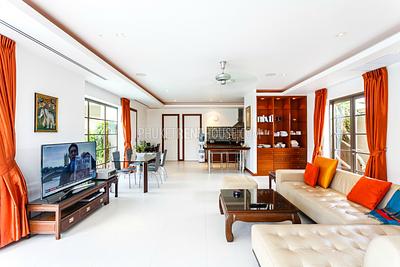 BAN18991: Modern 3 bedroom Pool Villa in Bang Tao area. Photo #17