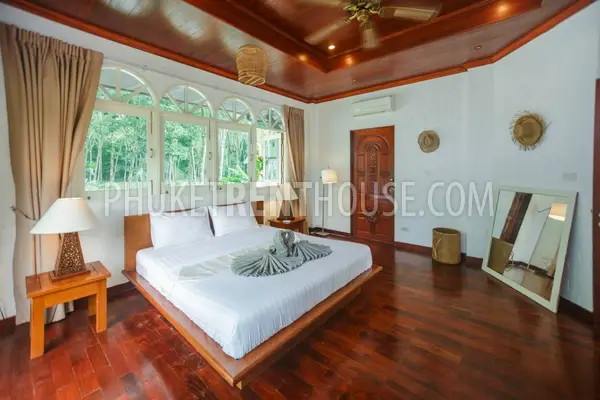 TAL19024: Amazing 3 Bedroom Villa with big swimming Pool in Paklok area. Photo #1
