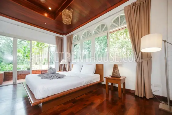 TAL19024: Amazing 3 Bedroom Villa with big swimming Pool in Paklok area. Photo #7