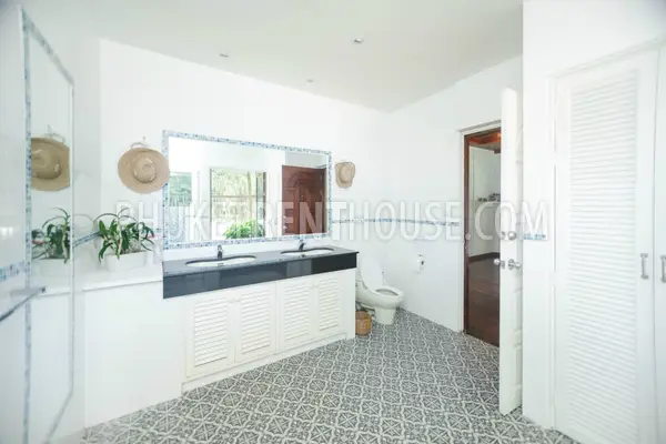 TAL19024: Amazing 3 Bedroom Villa with big swimming Pool in Paklok area. Photo #5