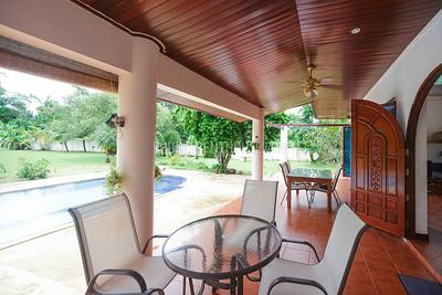 TAL19024: Amazing 3 Bedroom Villa with big swimming Pool in Paklok area. Photo #35