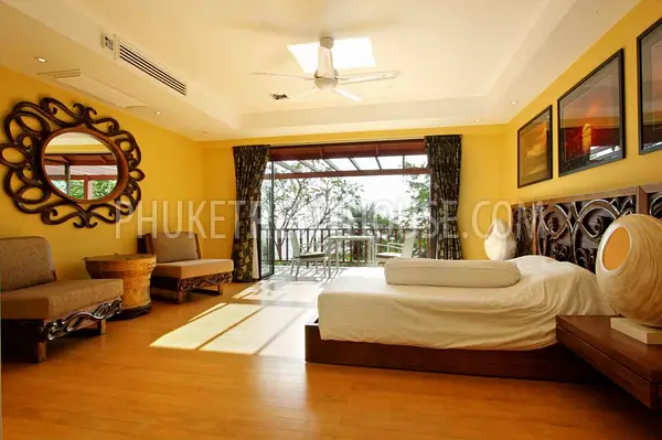 PAT19026: Unique 5 Bedroom Villa with Stunning Sunset and Sea Views in Patong. Photo #2