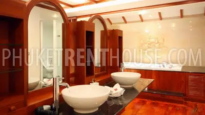 PAT19027: Large 5 Bedroom Villa with Breathtaking Sea Views in Patong. Photo #32