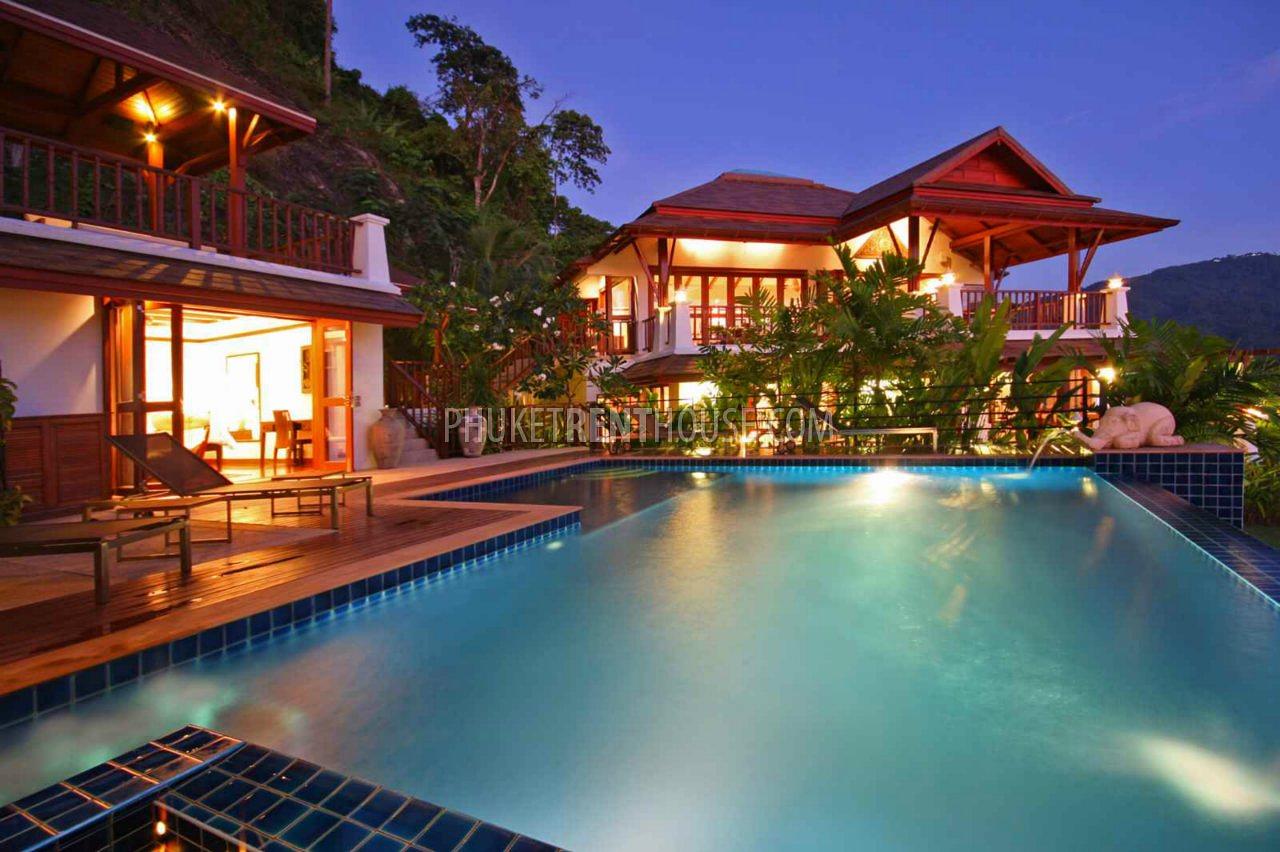 PAT19027: Large 5 Bedroom Villa with Breathtaking Sea Views in Patong. Photo #39