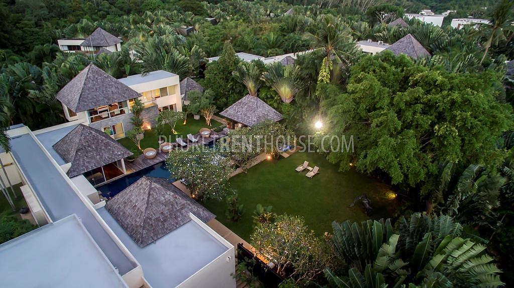 LAY19037: Fantastic 5 Bedroom Villa on Phuket`s West Coast. Photo #3