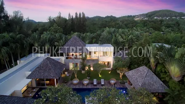 LAY19037: Fantastic 5 Bedroom Villa on Phuket`s West Coast. Photo #5