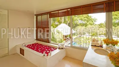 LAY19037: Fantastic 5 Bedroom Villa on Phuket`s West Coast. Photo #8