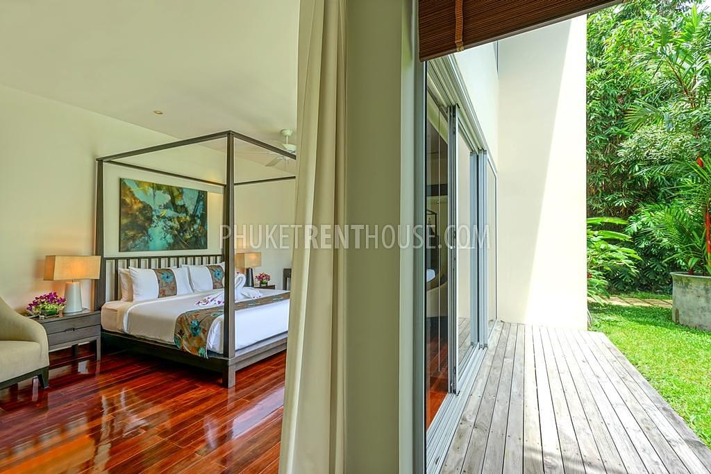 LAY19037: Fantastic 5 Bedroom Villa on Phuket`s West Coast. Photo #15