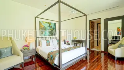LAY19037: Fantastic 5 Bedroom Villa on Phuket`s West Coast. Photo #12