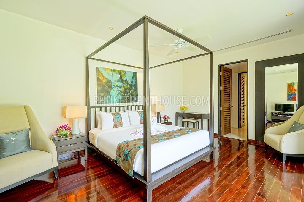 LAY19037: Fantastic 5 Bedroom Villa on Phuket`s West Coast. Photo #12