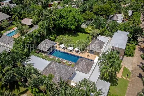 LAY19037: Fantastic 5 Bedroom Villa on Phuket`s West Coast. Photo #24