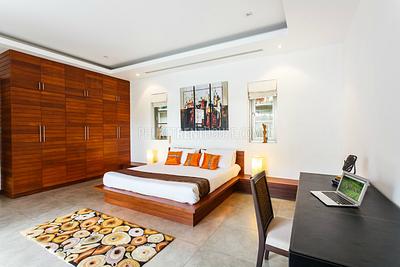 BAN19052: 3 Bedroom Villa in the Gated Community in Bang Tao. Photo #9