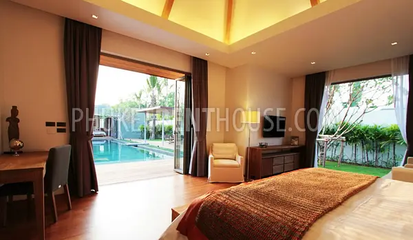 LAY19471: Tropical 4 Bedroom Villa with Pool near Layan and Bang Tao beach. Photo #2