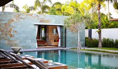 LAY19471: Tropical 4 Bedroom Villa with Pool near Layan and Bang Tao beach. Photo #4