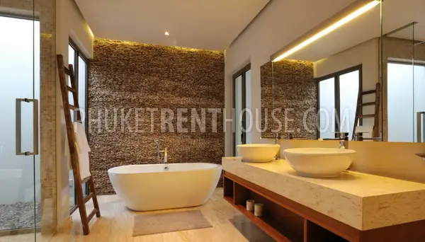 LAY19471: Tropical 4 Bedroom Villa with Pool near Layan and Bang Tao beach. Photo #6