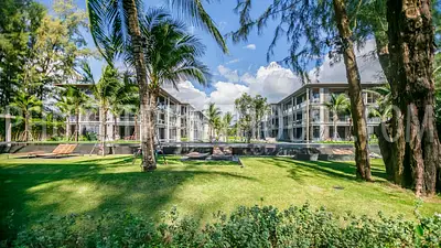 MAI19509: Beachfront 2 Bedroom Residence in Luxury Condominium. Photo #34