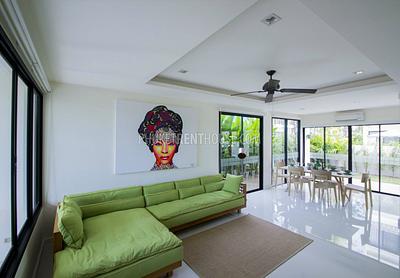 BAN19539: 3 Bedroom House in Elite district near Bang Tao beach. Photo #1