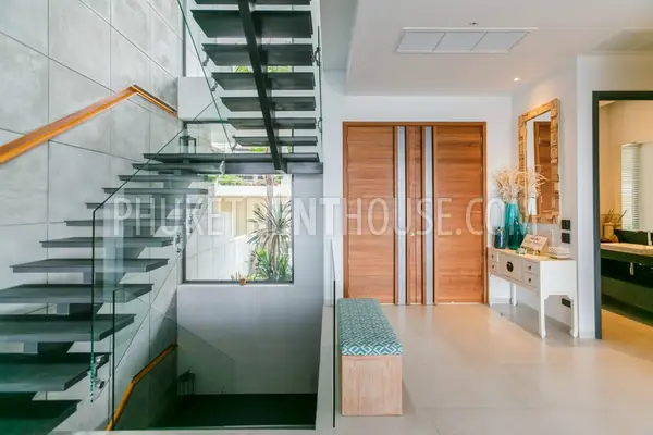 KAT19556: Gorgeous Sea view Five Bedroom Villa at Kata. Photo #19