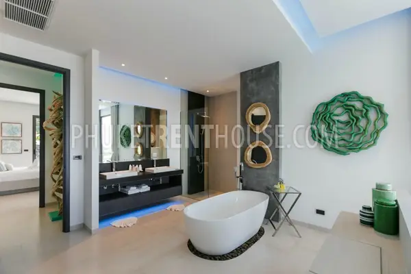 KAT19556: Gorgeous Sea view Five Bedroom Villa at Kata. Photo #71